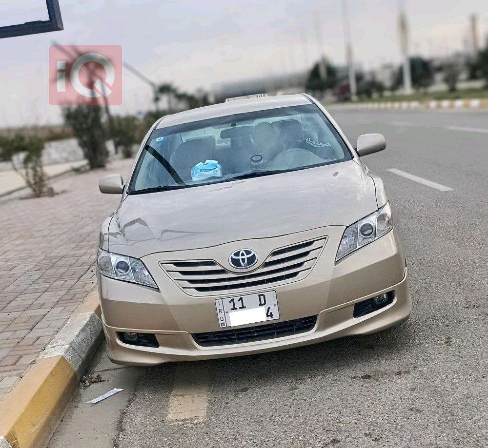 تۆیۆتا کامری